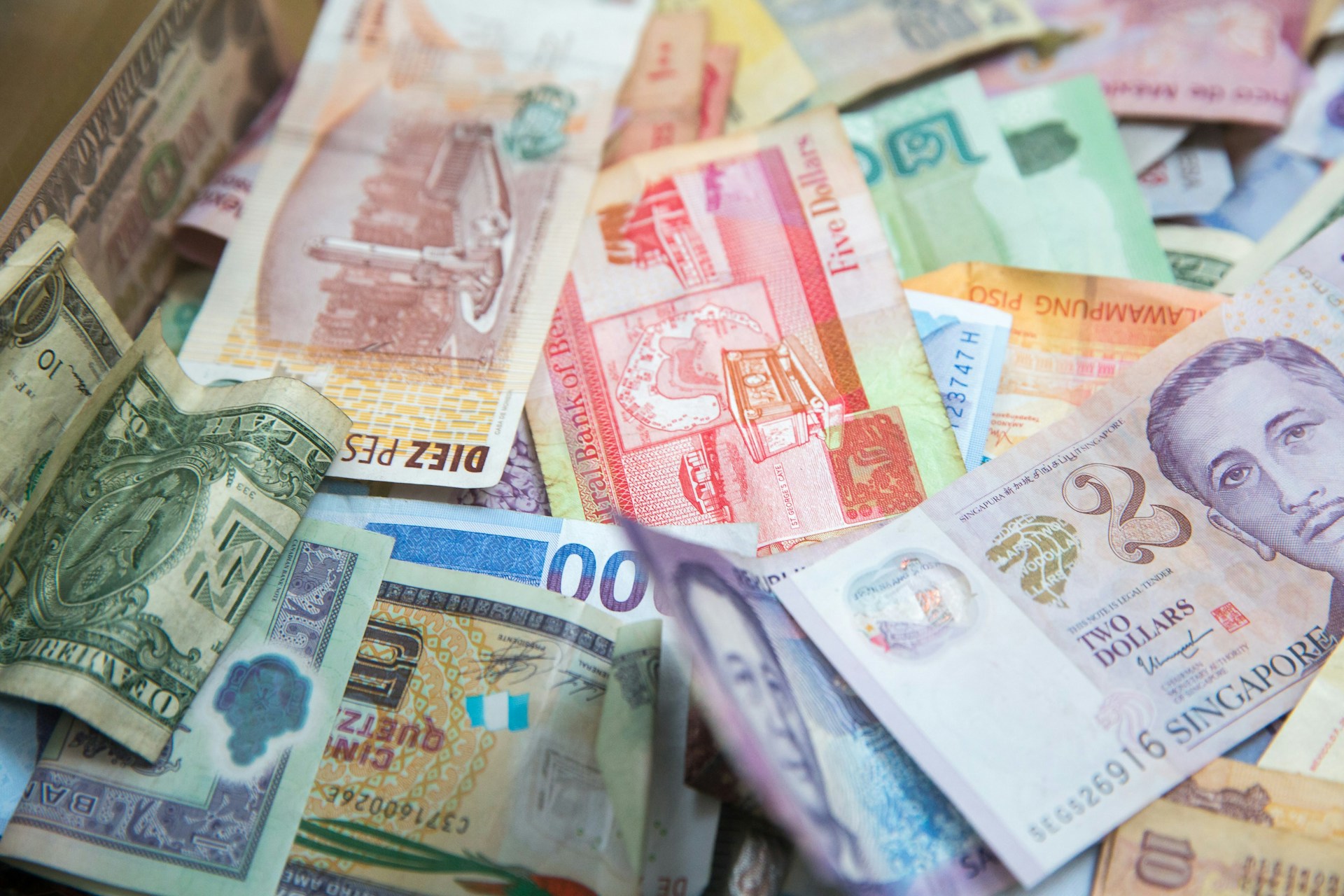 How Exchange Rates Are Set