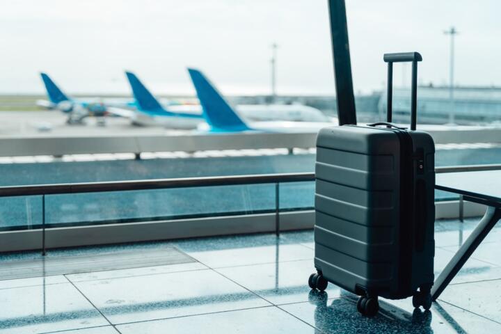 Airports Move Thousands of Bags a Day. Here's How.