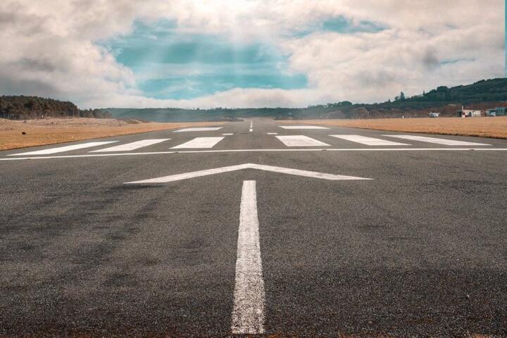 The Order Airports Use for Takeoffs and Landings