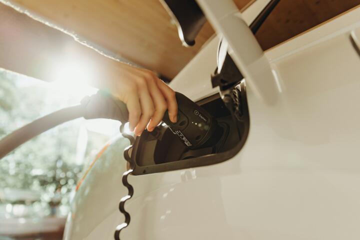 How Electric Car Charging Actually Works